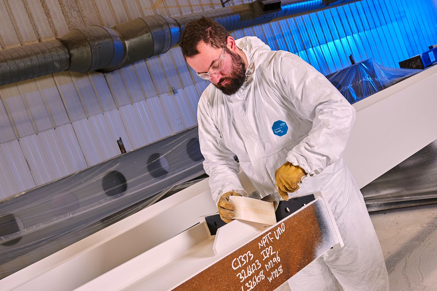 Tyvek® protects steelworkers from welding and cutting accidents